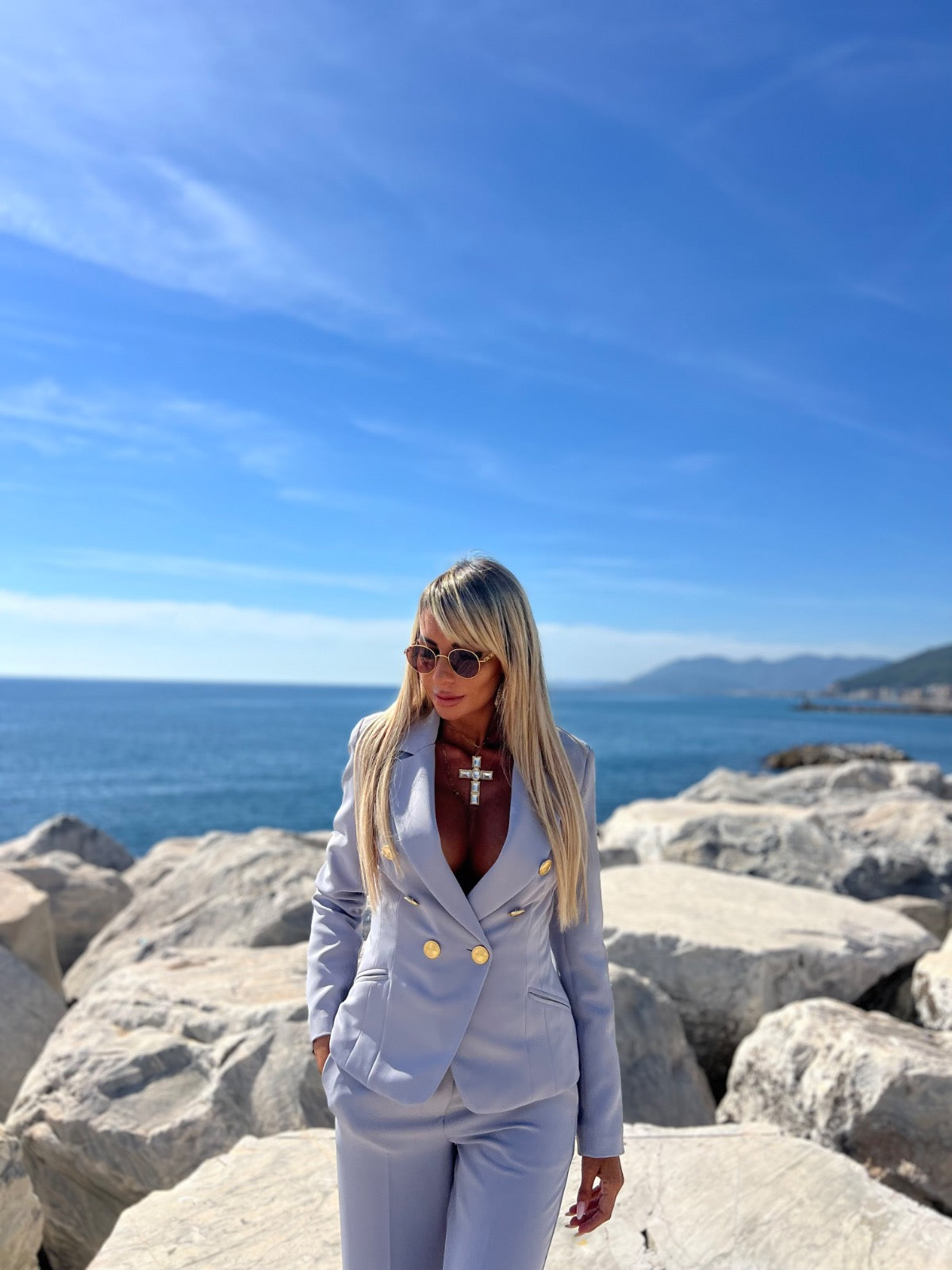 BLAZER DOPPIO PETTO CON BOTTONI DORATI - GRIGIO