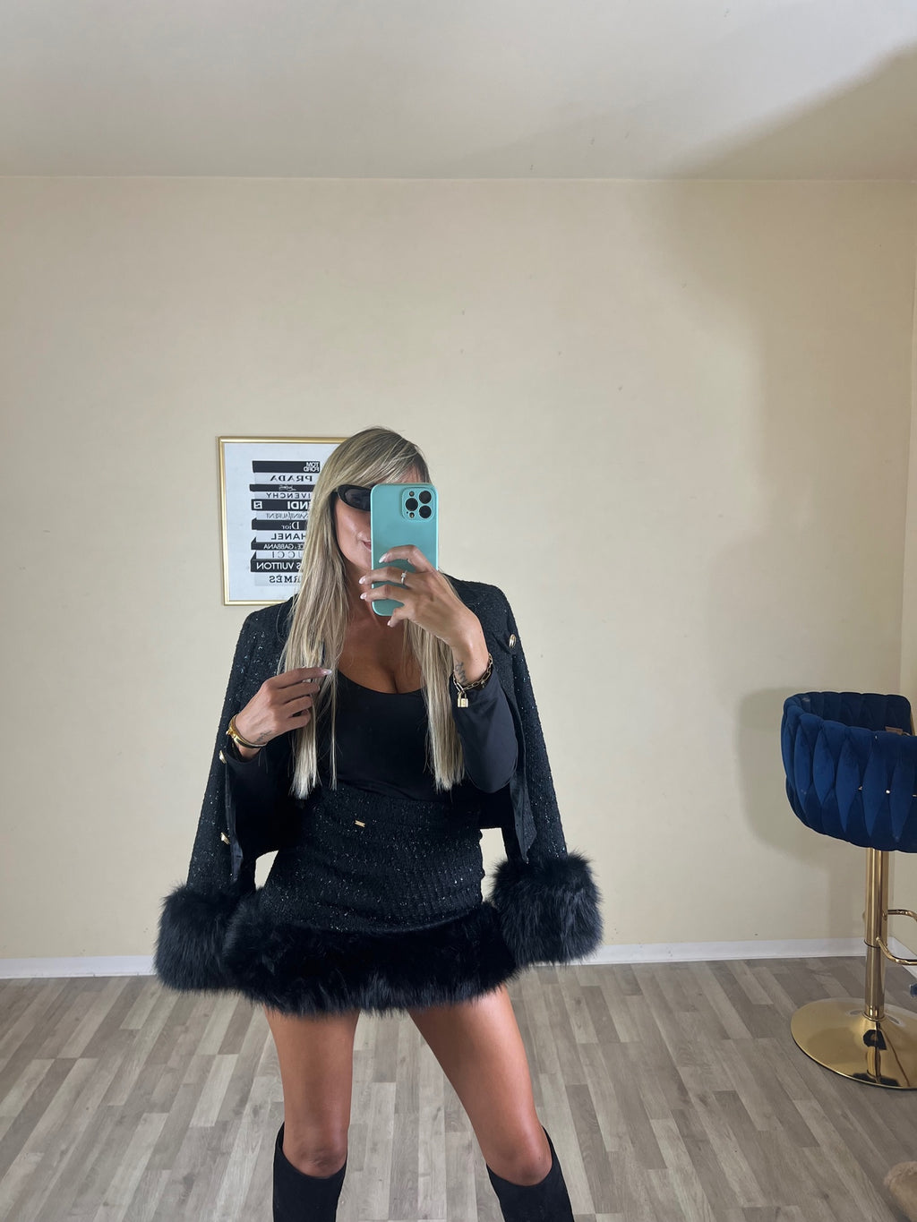GIACCA CHANEL CON POLSINI IN ECO PELLICCIA - NERO