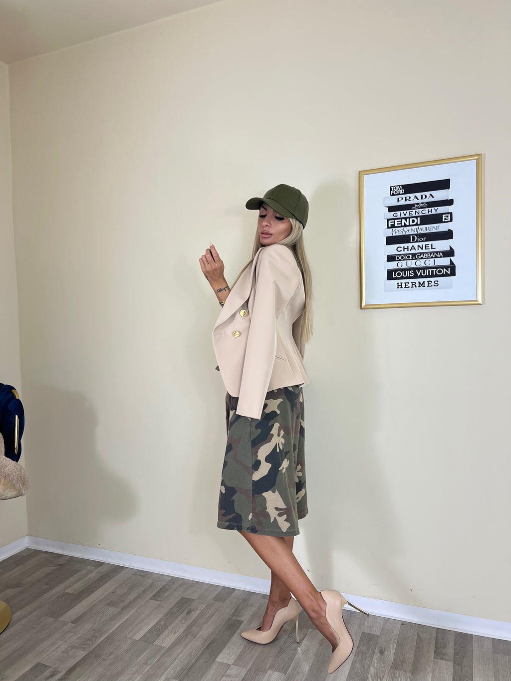 BERMUDA IN FELPA CON ELASTICO IN VITA - MILITARE