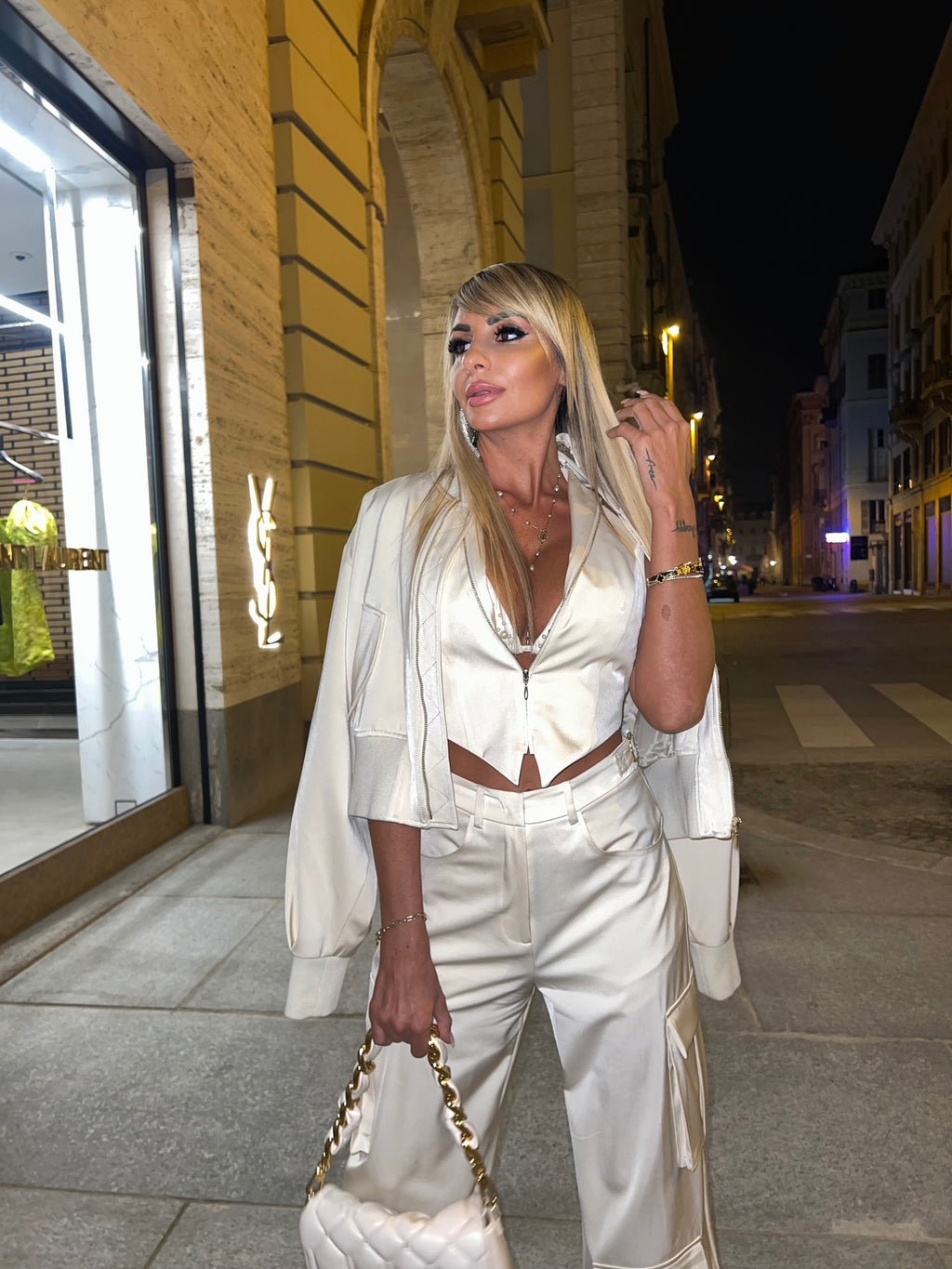 TOP CON ZIP E SCHIENA NUDA - BURRO