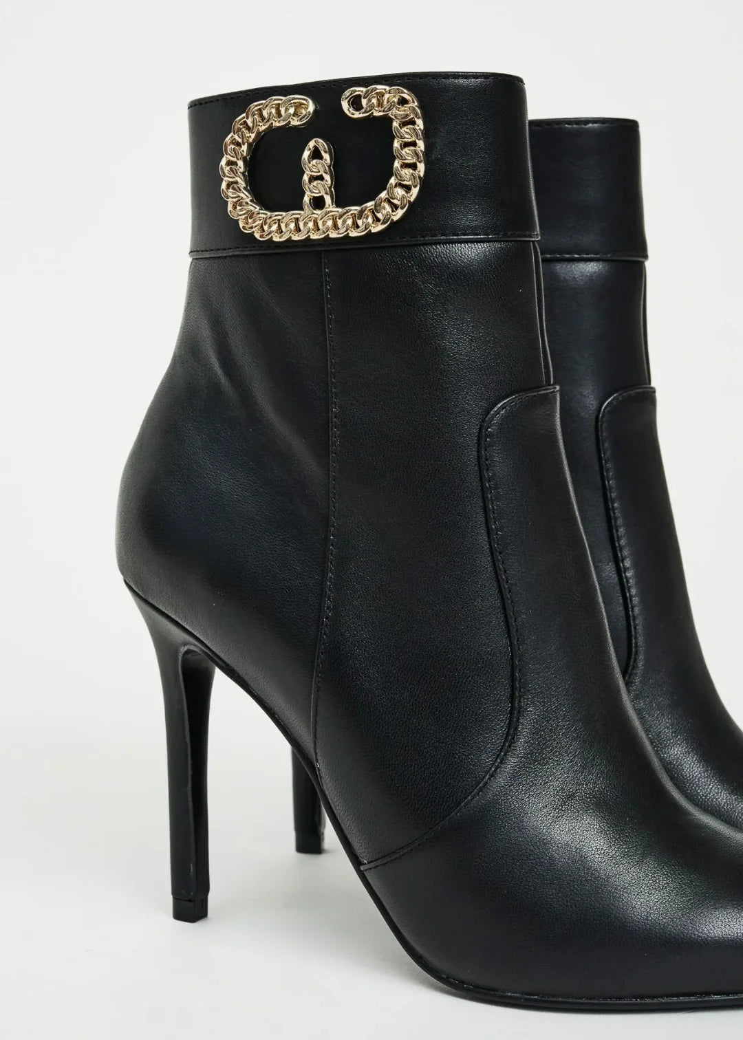 Stivaletti neri in nappa