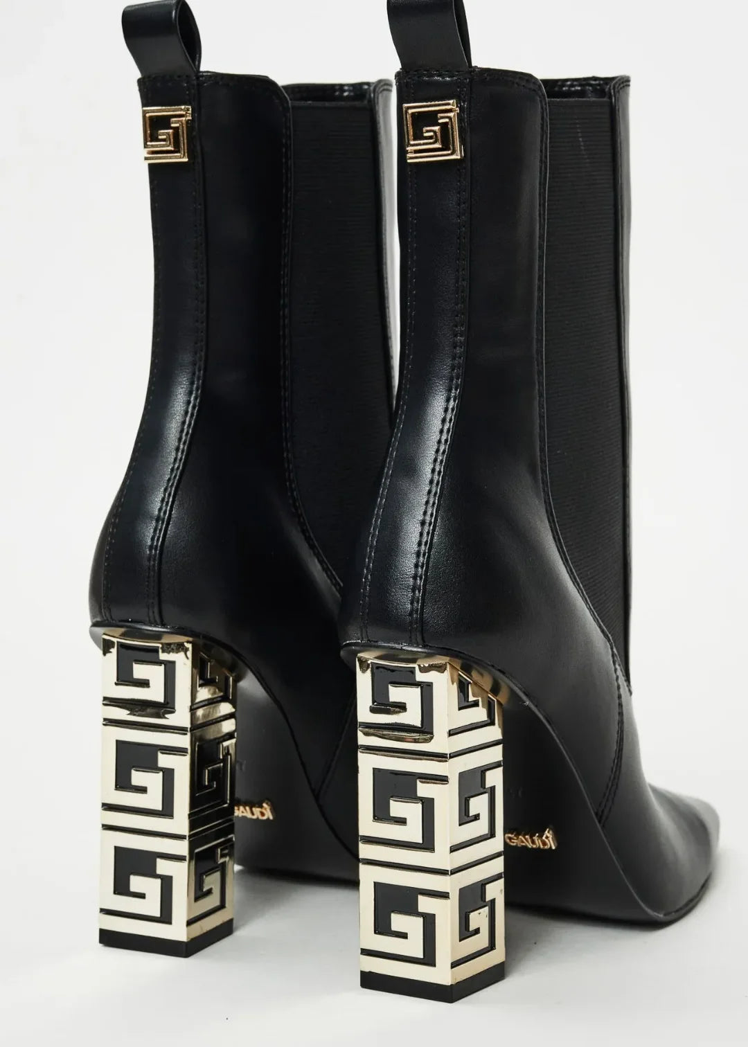 Stivaletti neri in similpelle