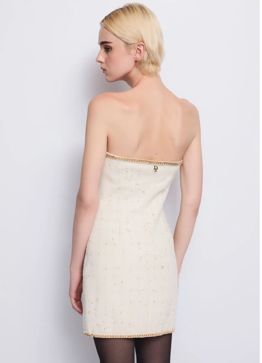 Abito con catenella oro