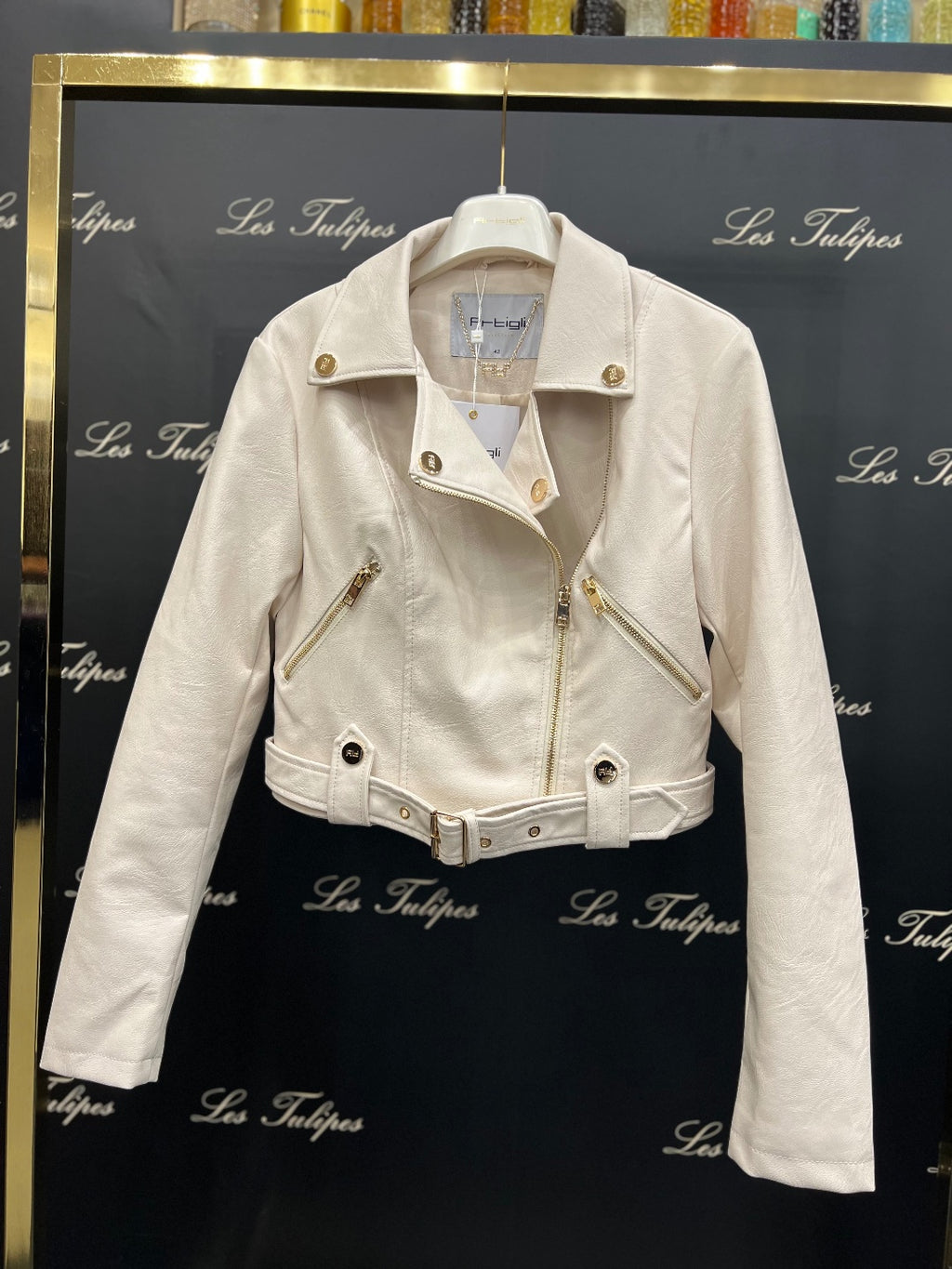 Giubbotto ecopelle con cintura