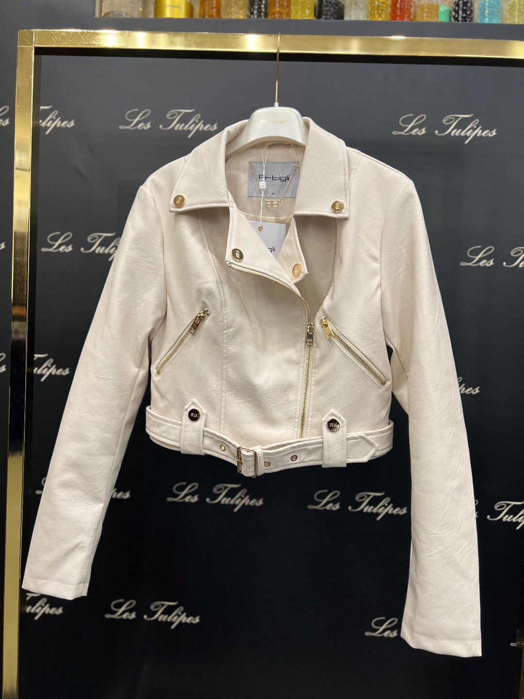 Giubbotto ecopelle con cintura